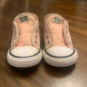 Converse toddler size 6